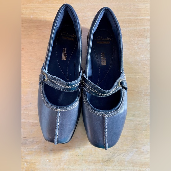 Clarks Shoes Clarks Haydn Maize Dark Blue Leather Mary Jane 65